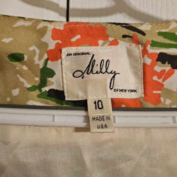 Women's Dress - Picture 2 of 9